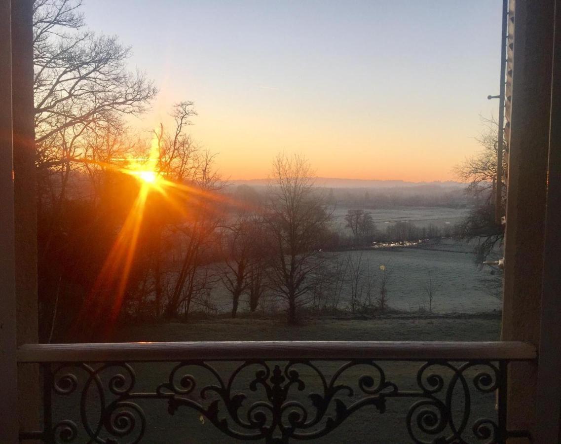 Domaine Du Castellare Bed & Breakfast Le Chalard Dış mekan fotoğraf