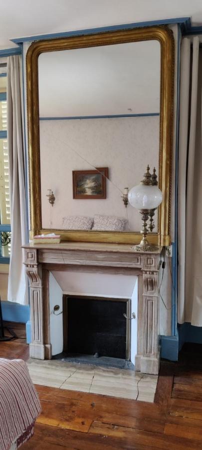 Domaine Du Castellare Bed & Breakfast Le Chalard Dış mekan fotoğraf